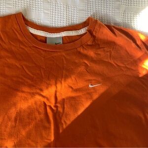 VINTAGE ORANGE NIKE TEE